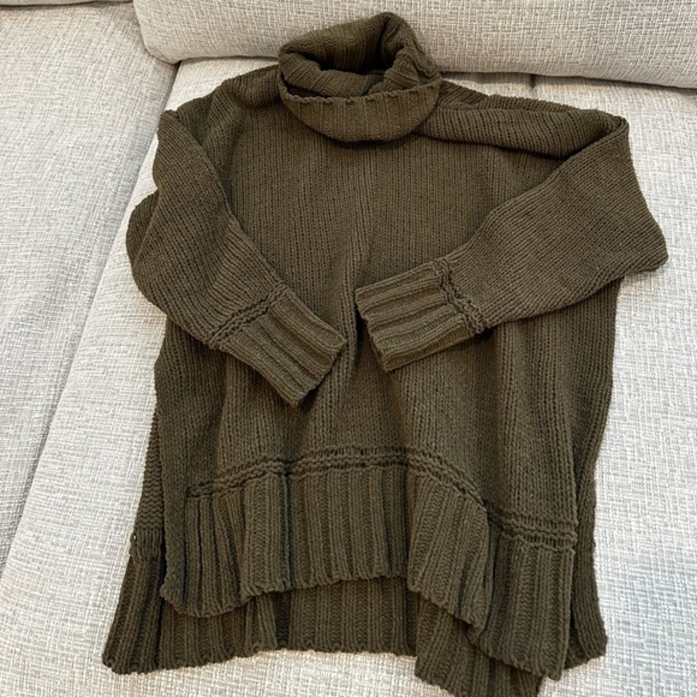 Aerie Comfy Turtle Neck Sweater Pullover Lounge